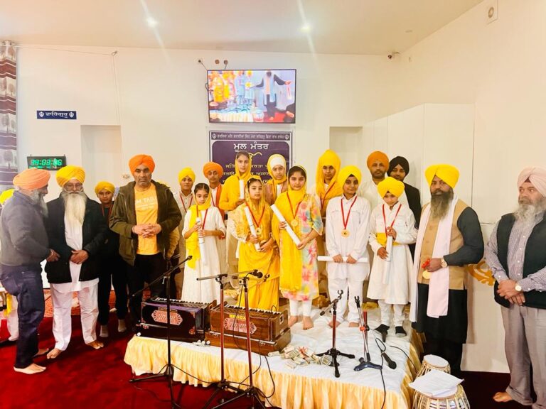 ਗੁਰਦੁਆਰਾ ਸ੍ਰੀ ਗੁਰੂ ਨਾਨਕ ਦਰਬਾਰ ਨਿਊਨਕਿਰਚਨ ਵਿਖੇ ਸਜਾਏ ਗਏ ਸ਼ਹੀਦੀ ਦਿਹਾੜੇ ਨੂੰ ਸਮਰਪਿਤ ਧਾਰਮਿਕ ਦੀਵਾਨ