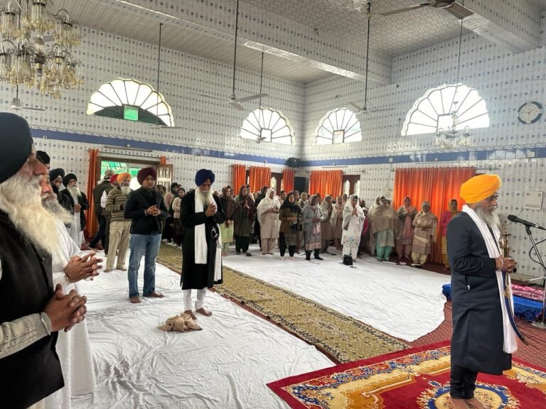 ਗੁਰਸਿੱਖ ਦੀ ਅੰਤਿਮ ਅਰਦਾਸ ਦਾ ਸਮਾਗਮ ਇੱਕ ਗੁਰਮਤਿ ਸਮਾਗਮ ਹੋ ਨਿੱਬੜਿਆ । ਗਿਆਨੀ ਨਿਰਮਲਜੀਤ ਸਿੰਘ UK ਵਾਲਿਆਂ ਦੇ ਪਿਤਾ ਜਥੇਦਾਰ ਦਵਿੰਦਰ ਸਿੰਘ ਜੀ ਨਿਵਾਸੀ ਬਟਾਲਾ ਦੀ ਅੰਤਿਮ ਅਰਦਾਸ ।