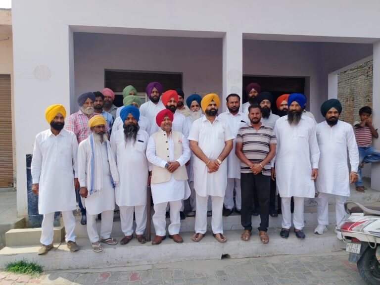 ਕਾਗਰਸ ਪਾਰਟੀ ਦੇ SC ਕਮਿਸ਼ਨ ਦੇ ਚੇਅਰਮੈਨ ਕੁਲਦੀਪ ਸਿੰਘ ਵੈਦ ਪਿੰਡ ਵਲਟੋਹਾ ਵਿਖੇ ਪੀੜਤ ਮਹਿਲਾ ਨਾਲ ਮੁਲਾਕਾਤ ਕਰਨ ਲਈ ਪਹੁੰਚੇ