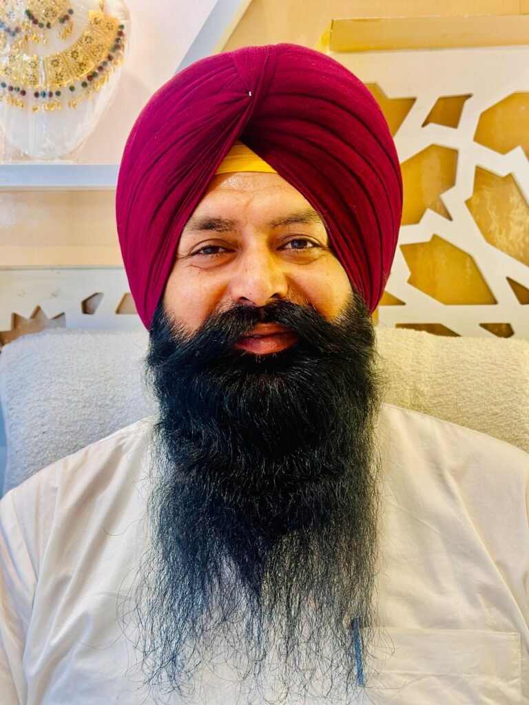 ਸ਼ਹੀਦ ਕਰਤਾਰ ਸਿੰਘ ਸਰਾਭਾ ਹੈਲਪਿੰਗ ਹੈਂਡ ਸੁਸਾਇਟੀ ਨੇ ਕੀਤੀ ਮਰੀਜ਼ ਜੀ ਆਰਥਿਕ ਸਹਾਇਤਾ।