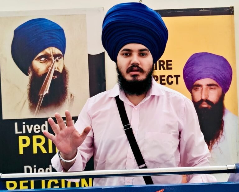 ਸ੍ਰੀ ਅਕਾਲ ਤਖ਼ਤ ਸਾਹਿਬ ਤੋਂ ਦੋਸ਼ੀ ਅਤੇ ਅਯੋਗ ਕਰਾਰ ਦਿੱਤੇ ਜਾ ਚੁੱਕੇ ਸੁਖਬੀਰ ਬਾਦਲ ਤੇ ਉਸਦੀ ਜੁੰਡਲੀ ਨੂੰ ਅਕਾਲੀ ਦਲ ਦੀ ਅਗਵਾਈ ਕਰਨ ਦਾ ਕੋਈ ਹੱਕ ਨਹੀਂ : ਸਿੱਖ ਯੂਥ ਫੈਡਰੇਸ਼ਨ ਭਿੰਡਰਾਂਵਾਲਾ  ਬਾਦਲ ਦਲ ਨੂੰ ਨਕਾਰ ਕੇ ਅਕਾਲੀ ਦਲ ਅੰਮ੍ਰਿਤਸਰ ਨੂੰ ਮਜ਼ਬੂਤ ਕਰਨ ਖ਼ਾਲਸਾ ਪੰਥ ਅਤੇ ਪੰਜਾਬ ਵਾਸੀ ਬਾਦਲ ਦਲ ਨਾਲ ਟੱਕਰ ਲੈਣ ਲਈ ਖ਼ਾਲਸਾ ਪੰਥ ਨੂੰ ਲਾਮਬੰਦ ਕਰਨ ਜਥੇਦਾਰ : ਭਾਈ ਰਣਜੀਤ ਸਿੰਘ