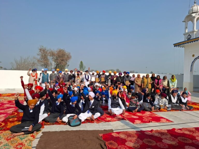 ਸ਼ਹੀਦ ਭਾਈ ਤਾਰੂ ਸਿੰਘ ਗੁਰਮਤਿ ਪ੍ਰਚਾਰ ਸੁਸਾਇਟੀ ਵੱਲੋਂ ਗੁਰਦੁਆਰਾ  ਬਾਬਾ ਭੂਪ ਸਿੰਘ ਜੀ ਪਿੰਡ ਬਾਹਮਣੀਵਾਲਾ ਵਿਖੇ ਕਰਵਾਏ ਧਾਰਮਿਕ ਮੁਕਾਬਲੇ – ਦਸਤੂਰ ਇ ਦਸਤਾਰ ਲਹਿਰ ਪੰਜਾਬ  ਸੁਸਾਇਟੀ ਨੇ ਆਪਣੇ ਕੀਤੇ 100 ਮੁਕਾਬਲੇ ਪੂਰੇ ।