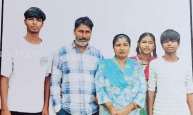 ਸਵੇਰੇ ਸਵੇਰ ਵਾਪਰੀ ਵੱਡੀ ਘਟਨਾ ਮਕਾਨ ਦੀ ਛੱਤ ਡਿੱਗਣ ਕਾਰਨ ਇੱਕ ਹੀ ਪਰਿਵਾਰ ਦੇ ਪੰਜ ਮੈਬਰਾਂ ਦੀ ਹੋਈ ਮੌ*ਤ,