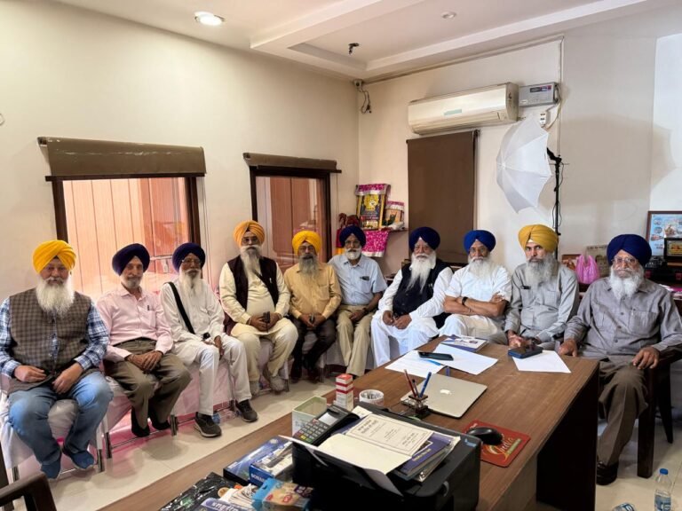 ਸ਼੍ਰੋਮਣੀ ਕਮੇਟੀ ਦੀ ਮੌਜੂਦਾ ਕਾਰਗੁਜਾਰੀ ਤੋਂ ਸਾਬਕਾ ਸਕੱਤਰ ਨਾਖੁਸ਼