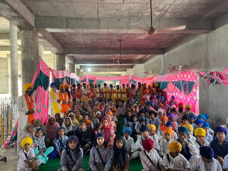 ਸ਼ਹੀਦ ਭਾਈ ਤਾਰੂ ਸਿੰਘ ਗੁਰਮਤਿ ਪ੍ਰਚਾਰ ਸੁਸਾਇਟੀ ਪੰਜਾਬ ਵੱਲੋਂ ਕਰਵਾਏ ਗਏ ਅੰਮ੍ਰਿਤ ਸੰਚਾਰ ਸਮਾਗਮ ਵਿੱਚ 119 ਪ੍ਰਾਣੀ ਗੁਰੂ ਵਾਲੇ ਬਣੇ ।  ਪ੍ਰੋਗਰਾਮ ਨੂੰ ਸਫਲ ਬਣਾਉਣ ਲਈ ਸਹਿਯੋਗ ਦੇਣ ਵਾਲੇ ਗ੍ਰੰਥੀ ਸਾਹਿਬਾਨ ,ਪ੍ਰਬੰਧਕ ਜਨ, ਸਕੂਲਾਂ ਦੀ ਪ੍ਰਿੰਸੀਪਲ, ਅਧਿਆਪਕ ਅਤੇ ਪੱਤਰਕਾਰ ਭਰਾਵਾਂ ਦਾ ਕੀਤਾ ਧੰਨਵਾਦ ।