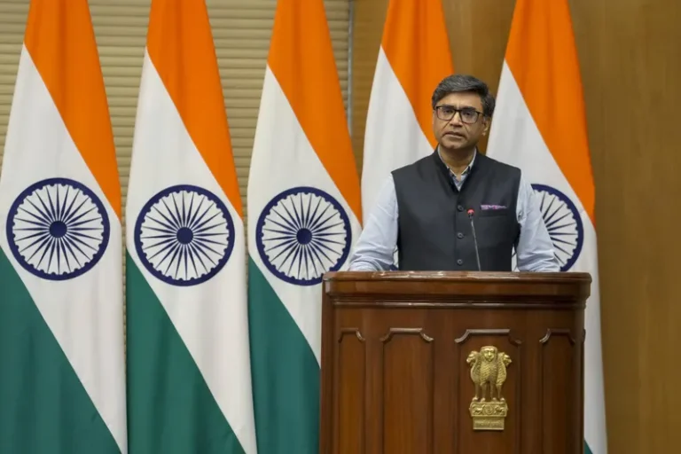 Breaking: ਭਾਰਤ ਅਤੇ ਪਾਕਿਸਤਾਨ ਜੰਗਬੰਦੀ ਲਈ ਸਹਿਮਤ ਭਾਰਤ ਅਤੇ ਪਾਕਿਸਤਾਨ ਦੇ ਡੀਜੀਐਮਓ 12 ਮਈ ਨੂੰ ਦੁਪਹਿਰ 12 ਵਜੇ ਮੁੜ ਗੱਲਬਾਤ ਕਰਨਗੇ: ਵਿਦੇਸ਼ ਸਕੱਤਰ ਵਿਕਰਮ ਮਿਸਰੀ