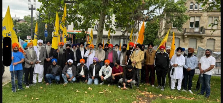 ਤੀਜੇ ਘੱਲੂਘਾਰੇ ਦੀ 41 ਵੀ ਵਰ੍ਹੇ ਗੰਢ ਤੇ ਜਰਮਨੀ ਦੀਆਂ ਪੰਥਕ ਜਥੇਬੰਦੀਆਂ ਵੱਲੋਂ ਭਾਰਤੀ ਕੌਸਲੇਟ ਅੱਗੇ ਭਾਰੀ ਰੋਸ ਪ੍ਰਦਰਸਨ