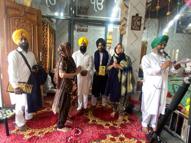ਜੈਕਾਰਿਆਂ ਦੀ ਗੂੰਜ ਵਿੱਚ ਅੱਠ ਰੋਜਾ ਜੀਵਨ ਜਾਂਚ ਸਿਖਲਾਈ ਕੈਂਪ ਪਿੰਡ ਬਾਹਮਣੀ ਵਾਲਾ ਵਿਖੇ ਹੋਇਆ ਚੜਦੀ ਕਲਾ ਨਾਲ  ਸੰਪੰਨ ।   ਸੰਗਤਾਂ ਵਿੱਚ ਇਸ ਕੈਂਪ ਪ੍ਰਤੀ ਵੱਧਦਾ ਹੋਇਆ ਉਤਸ਼ਾਹ ਦੇਖਣ ਯੋਗ ।
