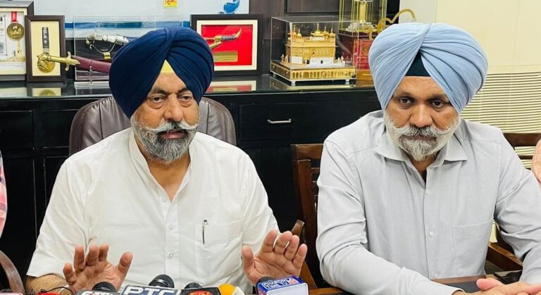 ਭਾਰਤ ਸਰਕਾਰ, ਇਜ਼ਰਾਈਲ ਤੇ ਈਰਾਨ ਤੋਂ ਸ੍ਰੀ ਗੁਰੂ ਗ੍ਰੰਥ ਸਾਹਿਬ ਜੀ ਦੇ ਸਵਰੂਪ ਅਤੇ ਸਿੱਖਾਂ ਨੂੰ ਪੂਰਨ ਮਰਿਆਦਾ ਨਾਲ ਲਿਆਉਣ ਦੇ ਕਰੇ ਪ੍ਰਬੰਧ : ਕਾਲਕਾ, ਕਾਹਲੋਂ