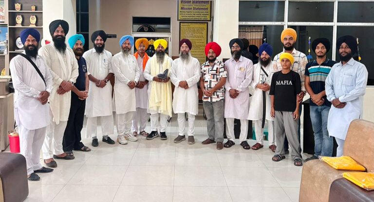 ਸ਼ਹੀਦ ਭਾਈ ਤਾਰੂ ਸਿੰਘ ਗੁਰਮਤਿ ਪ੍ਰਚਾਰ ਐਂਡ ਵੈਲਫੇਅਰ ਸੁਸਾਇਟੀ ਰਜਿ ਪੰਜਾਬ ਵੱਲੋਂ ਸੱਤ ਰੋਜ਼ਾ ਦਸਤਾਰ ਦੁਮਾਲਾ ਸਿਲਾਈ ਕੈਂਪ 23 ਜੂਨ ਤੋਂ   ਮਾਪਿਆਂ ਨੂੰ ਆਪਣੇ ਬੱਚਿਆਂ ਨੂੰ ਇਸ ਕੈਂਪ ਵਿੱਚ ਭੇਜਣ ਲਈ ਕੀਤੀ ਬੇਨਤੀ