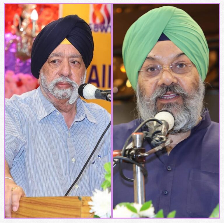 ਸਰਨਾ ਅਤੇ ਜੀਕੇ ਨੇ ਦਿੱਲੀ ਕਮੇਟੀ ਵਿਚ ਵਧਦੀ ਸਰਕਾਰੀ ਦਖਲਅੰਦਾਜ਼ੀ ਵਿਰੁੱਧ ਦਿੱਤਾ ਅਸਤੀਫ਼ਾ   👉 ਮੋਦੀ ਨੂੰ ਰੋਸ ਪ੍ਰਗਟ ਕਰਦਿਆਂ ਲਿਖਿਆ ਪੱਤਰ