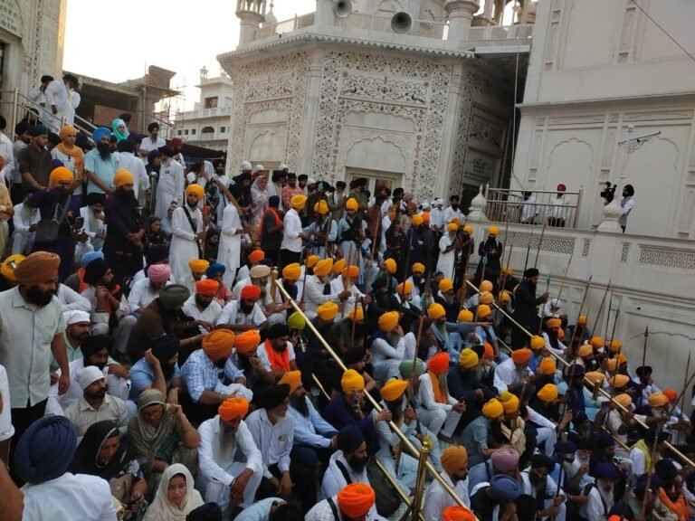 41ਵੇਂ ਘਲੂਘਾਰਾ ਦਿਵਸ ਮੌਕੇ ਅਰਦਾਸ ਸ੍ਰੀ ਅਕਾਲ ਤਖਤ ਦੇ ਕਾਰਜਕਾਰੀ ਜਥੇਦਾਰ ਗਿਆਨੀ ਕੁਲਦੀਪ ਸਿੰਘ ਗੜਗੱਜ ਵੱਲੋਂ ਕੀਤੀ ਗਈ ,  ਟਲਆਿ ਟਕਰਾਅ