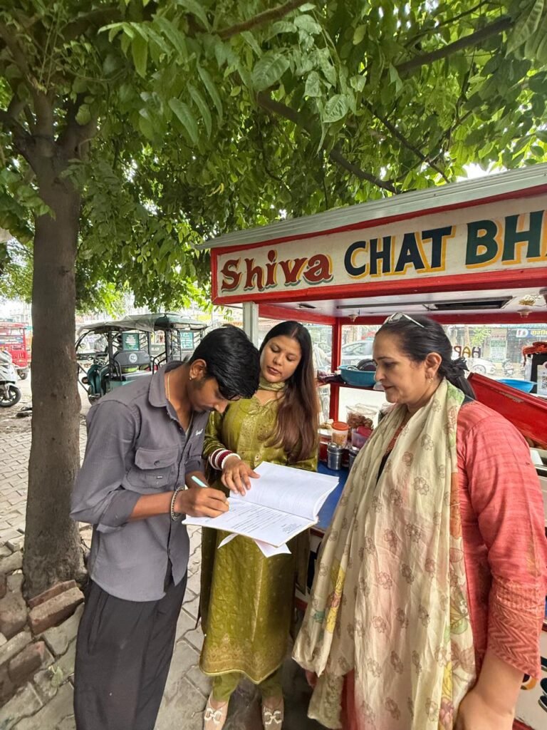 ਖੁਰਾਕ ਸੁਰੱਖਿਆ ਵਿੰਗ ਵੱਲੋਂ ਕਰਿਆਨਾ ਸਟੋਰਾਂ ਅਤੇ ਗੋਲਗੱਪਿਆਂ ਵਾਲੀਆਂ ਰੇਹੜੀਆਂ ਦੀ ਕੀਤੀ ਜਾਂਚ : ਸਿਵਲ ਸਰਜਨ ਡਾ. ਗੁਰਪ੍ਰੀਤ ਸਿੰਘ ਰਾਏ    