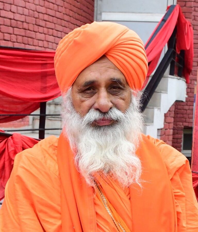 ਟਰੰਪ ਦੇ ਗਲਤ ਫੈਸਲਿਆਂ ਦਾ ਖਮਿਆਜ਼ਾ ਦੁਨੀਆਂ ਦੇ ਗਰੀਬ ਮੁਲਕਾਂ ਨੂੰ ਭੁਗਤਣਾ ਪਵੇਗਾ : ਸੰਤ ਸੀਚੇਵਾਲ  👉 ਟਰੰਪ ਦੇ ਫੈਸਲਿਆਂ ਨਾਲ ਵਿੱਤੀ ਬਜ਼ਾਰ ਡਾਵਾਂ ਡੋਲ ਹੋ ਗਏ ਹਨ : ਮਾਹਿਰ