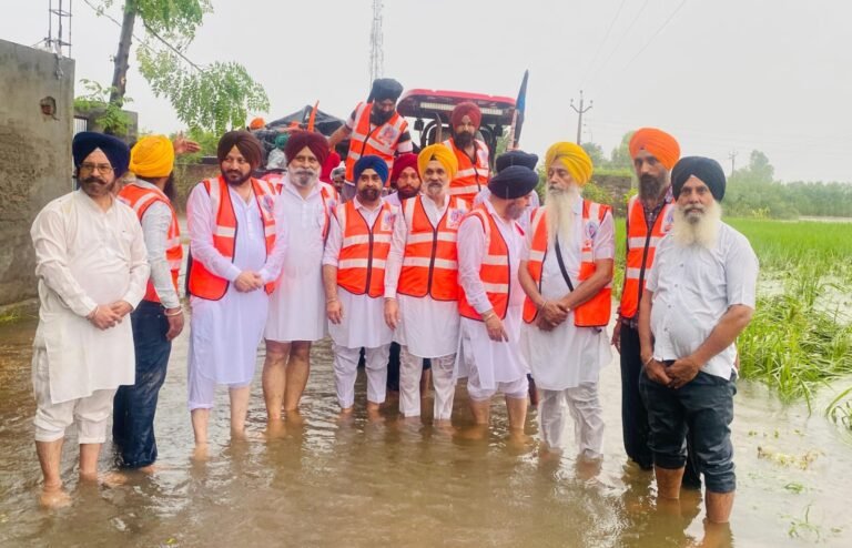 ਪੰਜਾਬ ਅੰਦਰ ਭਿਆਨਕ ਹੜ੍ਹਾਂ ’ਚ ਫਸੇ ਪੰਜਾਬੀਆਂ ਦੀ ਮਦਦ ਲਈ ਦਿੱਲੀ ਕਮੇਟੀ ਨੇ ਲਗਾਇਆ ਵਿਸ਼ੇਸ਼ ਸਹਾਇਤਾ ਕੈਂਪ: ਕਾਲਕਾ, ਕਾਹਲੋਂ