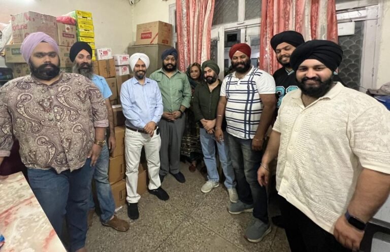 ਸਿੱਖ ਐਡਵੋਕੇਟਸ ਕਲਬ ਦਿੱਲੀ ਹਾਈ ਕੋਰਟ ਦੇ ਵਕੀਲ ਪੰਜਾਬ ਦੇ ਹੜ ਪੀੜੀਤਾਂ ਦੀ ਮਦਦ ਲਈ ਅੱਗੇ ਆਏ