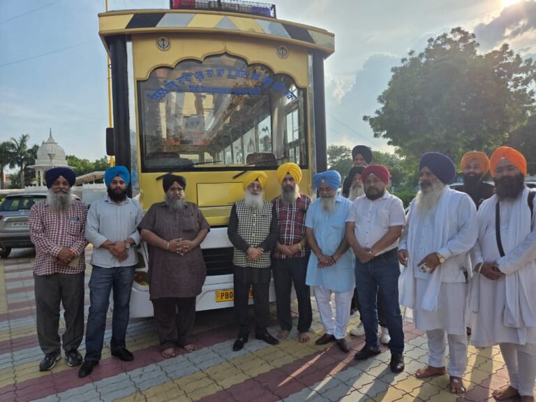 ਤਖ਼ਤ ਪਟਨਾ ਸਾਹਿਬ ਤੋਂ ਨਿਕਲਣ ਵਾਲੀ ਸ਼ਹੀਦੀ ਜਾਗਰਤੀ ਯਾਤਰਾ ਲਈ ਦਿੱਲੀ ਤੋਂ ਪਾਲਕੀ ਬੱਸ ਰਵਾਨਾ