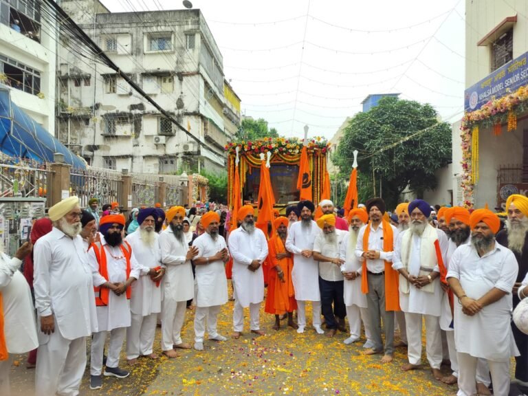 ਸ਼ਹੀਦੀ ਜਾਗਰਤੀ ਯਾਤਰਾ ਦੇ ਕੋਲਕਾਤਾ ਪਹੁੰਚਣ ‘ਤੇ ਹੋਇਆ ਸ਼ਾਨਦਾਰ ਸਵਾਗਤ