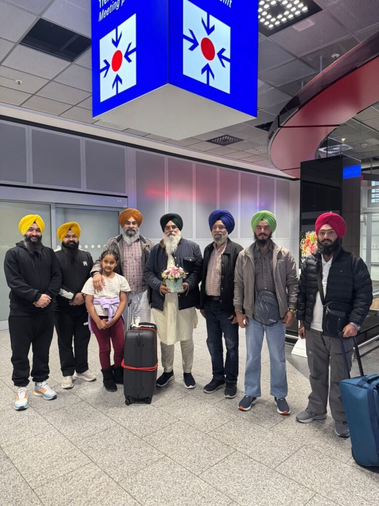 ਸ਼੍ਰੋਮਣੀ ਕਵੀਸ਼ਰ ਭਾਈ ਅਮਰਜੀਤ ਸਿੰਘ ਸਭਰਾ ਜੀ ਦੇ ਜਥੇ ਦਾ ਜਰਮਨੀ ਪਹੁੰਚਣ ਤੇ ਹੋਇਆ ਨਿੱਘਾ ਸਵਾਗਤ