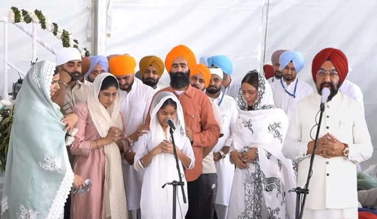 ਵਿਕਰਮਜੀਤ ਸਿੰਘ ਸਾਹਨੀ ਨੇ ਸਵਰਗੀ ਗਾਇਕ ਰਾਜਵੀਰ ਜਵੰਦਾ ਦੇ ਪਰਿਵਾਰ ਨੂੰ ਲਿਆ ਗੋਦ