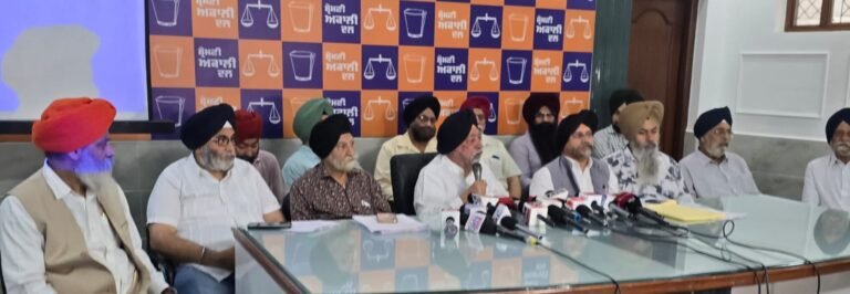 ਕਾਲਕਾ ਸਿਰਸਾ ਟੀਮ ਨੇ ਭ੍ਰਿਸ਼ਟਾਚਾਰ ਦੇ ਦੋਸ਼ਾਂ ਦੀ ਜਾਂਚ ਖੁਲਣ ਦੇ ਡਰ ਤੋਂ ਤਿੰਨ ਸਾਬਕਾ ਪ੍ਰਧਾਨਾਂ ਦੀ ਮੈਂਬਰਸ਼ਿਪ ਖਾਰਿਜ ਕਰਣ ਦਾ ਰਚਿਆ ਢਕਵੰਜ: ਸਰਨਾ  ???? ਦਿੱਲੀ ਕਮੇਟੀ ਪ੍ਰਬੰਧ ਵਿਚ ਵਧਦੀ ਸਰਕਾਰੀ ਦਖਲਅੰਦਾਜੀ ਪੰਥ ਲਈ ਚਿੰਤਾਜਨਕ