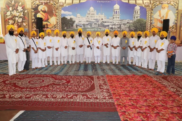 29 ਨਵੰਬਰ ਦਿਨ ਸ਼ਨੀਵਾਰ ਨੂੰ ਸੁਸਾਇਟੀ ਵੱਲੋਂ ਗੁਰਦੁਆਰਾ ਸੰਤਸਰ ਹੰਸਲੀ ਸਾਹਿਬ ਅਲਾਦੀਨਪੁਰ ਵਿਖੇ ਕਰਵਾਏ ਜਾ ਰਹੇ ਦਸਤਾਰ ਦੁਮਾਲਾ ਗੁਰਬਾਣੀ ਕੰਠ ਅਤੇ ਪੇਂਟਿੰਗ  ਮੁਕਾਬਲੇ   ਸੁਸਾਇਟੀ ਵੱਲੋਂ ਇਲਾਕਾ ਨਿਵਾਸੀ ਸੰਗਤਾਂ ਅਤੇ ਸਕੂਲਾਂ ਦੇ ਪ੍ਰਬੰਧਕ ਜਨਾਂ ਨੂੰ ਆਪਣੇ ਬੱਚਿਆਂ ਨੂੰ ਇਨਾ ਮੁਕਾਬਲਿਆਂ ਵਿੱਚ ਭੇਜਣ ਲਈ ਕੀਤੀ ਗਈ ਬੇਨਤੀ