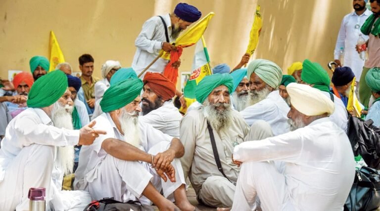 ਕਿਸਾਨ ਪਿਆਜ਼ 2 ਰੁਪਏ ਪ੍ਰਤੀ ਕਿਲੋਗ੍ਰਾਮ ਤੇ ਵੇਚਣ ਲਈ ਮਜਬੂਰ, ਕਿਸਾਨਾਂ ਨੂੰ ਸਥਾਨਕ ਜਨ ਸੰਘਰਸ਼ ਸ਼ੁਰੂ ਕਰਨ ਦਾ ਸੱਦਾ: ਸੰਯੁਕਤ ਕਿਸਾਨ ਮੋਰਚਾ