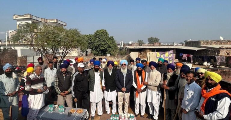 ਬ੍ਰਹਮਪੁਰਾ ਦੀ ਅਗਵਾਈ ’ਚ ਪਿੰਡ ਘੜਕਾਂ ਦੇ ਵਰਕਰ ਹੋਏ ਲਾਮਬੰਦ, ਬਲਾਕ ਸੰਮਤੀ ਚੋਣਾਂ ਲਈ ਪ੍ਰਚਾਰ ਮੁਹਿੰਮ ਦਾ ਆਗਾਜ਼*