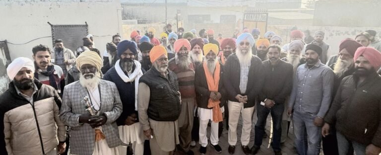 ਦੁਲਚੀਪੁਰ ਵਿੱਚ ਅਕਾਲੀ ਦਲ ਦੇ ਚੋਣ ਪ੍ਰਚਾਰ ਨੂੰ ਮਿਲੀ ਤਾਕਤ, ਬ੍ਰਹਮਪੁਰਾ ਨੇ ਰਣਜੀਤ ਕੌਰ ਨੂੰ ਜਿੱਤਾਉਣ ਲਈ ਕੀਤੀ ਤਿੱਖੀ ਅਪੀਲ