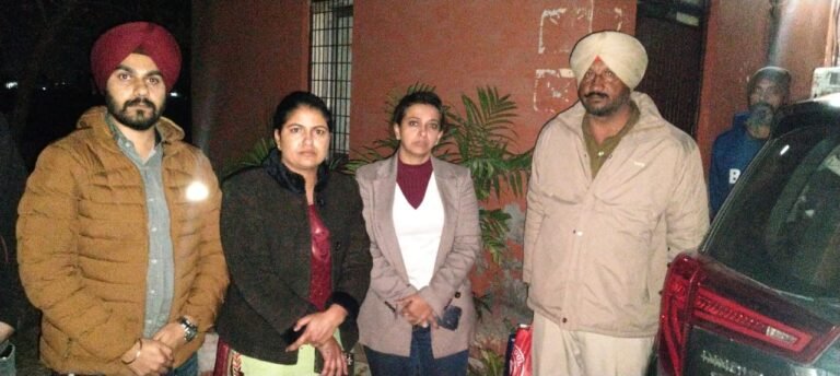 ਜ਼ਿਲ੍ਹਾ ਪ੍ਰਸ਼ਾਸਨ ਦੀ ਅਗਵਾਈ ਹੇਠ ਸਿਹਤ ਤੇ ਪੁਲਿਸ ਵਿਭਾਗ ਦੀ ਜਾਂਚ ਟੀਮ ਨੇ ਗੈਰ-ਕਨੂੰਨੀ ਢੰਗ ਨਾਲ ਚੱਲ ਰਹੇ ਨਸ਼ਾ ਛੁਡਾਊ ਕੇਂਦਰ ਨੂੰ ਬੇਨਕਾਬ ਕੀਤਾ