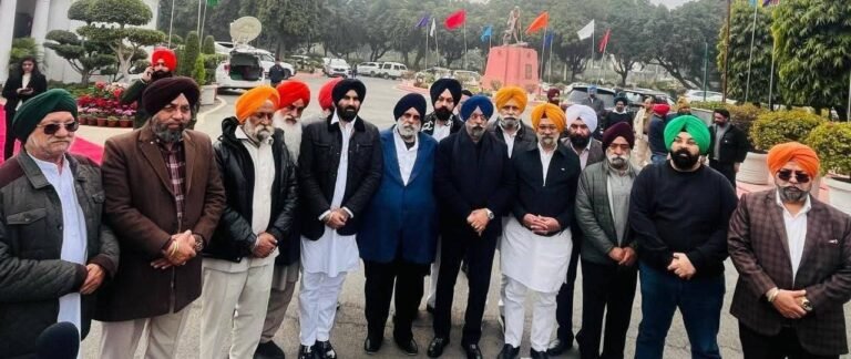 ਆਤਿਸ਼ੀ ਮਾਰਲੇਨਾ ਖਿਲਾਫ ਦਿੱਲੀ ਗੁਰਦੁਆਰਾ ਕਮੇਟੀ ਨੇ ਕਰਵਾਈ ਫੌਜਦਾਰੀ ਸ਼ਿਕਾਇਤ   👉 ਦਿੱਲੀ ਵਿਧਾਨ ਸਭਾ ਦੇ ਸਪੀਕਰ ਨੂੰ ਭੇਜੀ ਗਈ ਸ਼ਿਕਾਇਤ ਦੀ ਕਾਪੀ