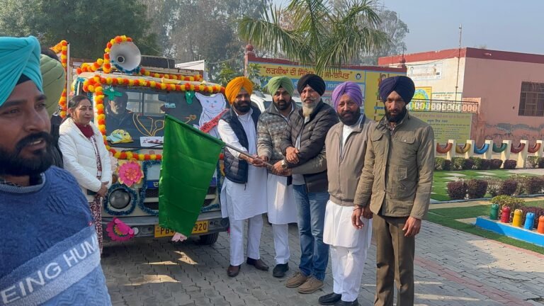 ਸਰਕਾਰੀ ਸਕੂਲਾਂ ਵਿੱਚ ਦਾਖ਼ਲਾ ਵਧਾਉਣ ਲਈ ਕੱਢੀ ਗਈ ‘ਪ੍ਰਚਾਰ ਵੈਨ’ ਦਾ ਕੈਰੋਂ ਵਿਖੇ ਸਫ਼ਲਤਾਪੂਰਵਕ ਸਮਾਪਨ