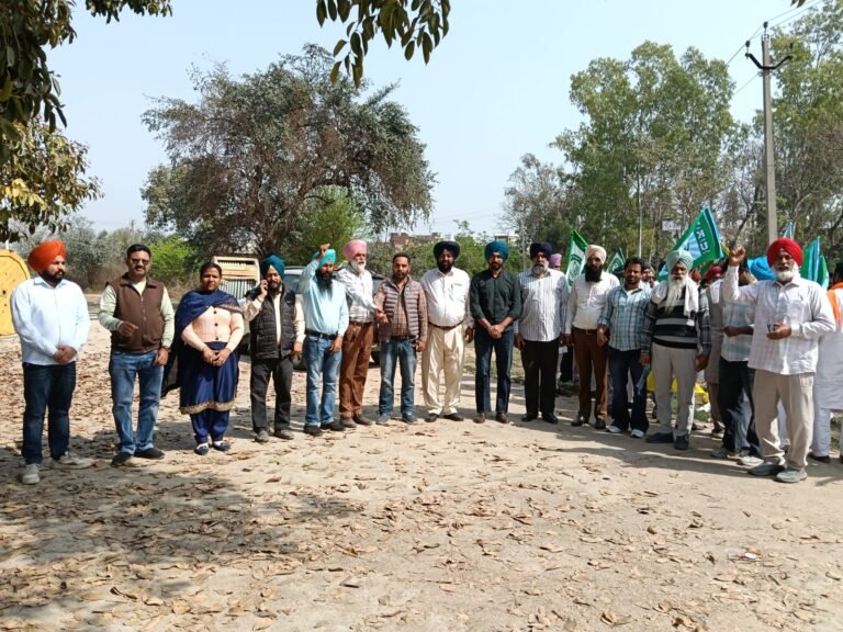 ਪੰਜਾਬ ਰਾਜ ਬਿਜਲੀ ਬੋਰਡ ਦੇ ਜੁਆਇੰਟ ਫੋਰਮ ਅਤੇ ਮੁਲਾਜ਼ਮਾ ਏਕਤਾ ਮੰਚ ਦੇ ਸੱਦੇ ਤੇ ਭਿੱਖੀਵਿੰਡ ਡਵੀਜ਼ਨ ਵਿਖੇ ਰੋਸ ਰੈਲੀ 
