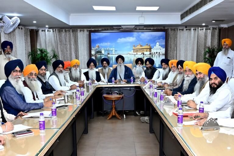 ਖ਼ਾਲਸਈ ਜਾਹੋ-ਜਲਾਲ ਨਾਲ ਮਨਾਈ ਜਾਵੇਗੀ ਸ੍ਰੀ ਕੀਰਤਪੁਰ ਸਾਹਿਬ ਦੇ 400 ਸਾਲਾ ਸਥਾਪਨਾ ਦਿਵਸ ਦੀ ਸ਼ਤਾਬਦੀ-ਐਡਵੋਕੇਟ ਧਾਮੀ  29 ਅਪ੍ਰੈਲ ਤੋਂ 1 ਮਈ ਤੀਕ ਸ੍ਰੀ ਕੀਰਤਪੁਰ ਸਾਹਿਬ ਵਿਖੇ ਹੋਣਗੇ ਸ਼ਤਾਬਦੀ ਸਬੰਧੀ ਸਮਾਗਮ ਐਡਵੋਕੇਟ ਧਾਮੀ ਦੀ ਅਗਵਾਈ ’ਚ ਹੋਈ ਸ਼ਤਾਬਦੀ ਸਬੰਧੀ ਸਬ-ਕਮੇਟੀ ਦੀ ਇਕੱਤਰਤਾ