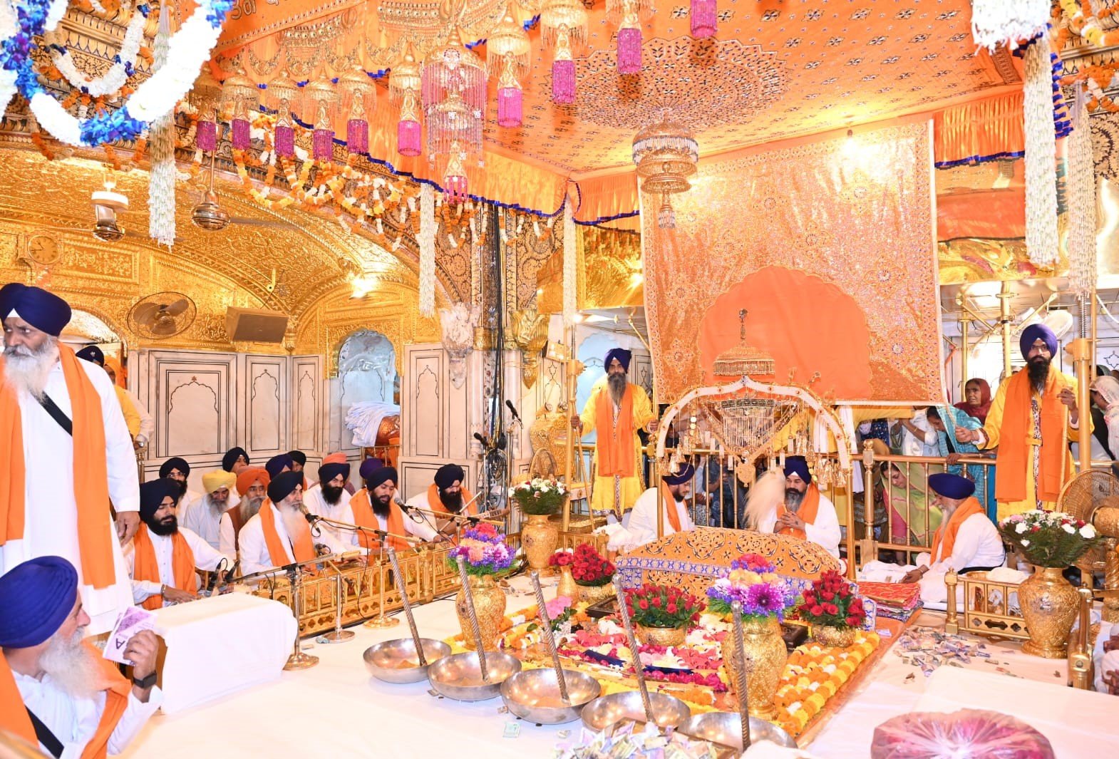 ਸ੍ਰੀ ਗੁਰੂ ਤੇਗ ਬਹਾਦਰ ਸਾਹਿਬ ਦੇ ਪ੍ਰਕਾਸ਼ ਪੁਰਬ ਮੌਕੇ ਗੁਰਦੁਆਰਾ ਗੁਰੂ ਕੇ ਮਹਿਲ ਵਿਖੇ ਹੋਏ ਗੁਰਮਤਿ ਸਮਾਗਮ  👉 ਸੱਚਖੰਡ ਸ੍ਰੀ ਹਰਿਮੰਦਰ ਸਾਹਿਬ, ਸ੍ਰੀ ਅਕਾਲ ਤਖ਼ਤ ਸਾਹਿਬ ਤੇ ਗੁਰਦੁਆਰਾ ਬਾਬਾ ਅਟੱਲ ਰਾਏ ਸਾਹਿਬ ਵਿਖੇ ਸਜਾਏ ਅਲੌਕਿਕ ਜਲੌ