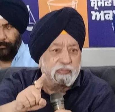 ਬੇਅਦਬੀ ਬਾਰੇ ਪੰਥਕ ਇਕਤਰਤਾ ਵਿਚ ਸੱਦਾ ਨਾ ਮਿਲਣ ਕਰਕੇ ਹਰਮੀਤ ਸਿੰਘ ਕਾਲਕਾ ਕਰ ਰਹੇ ਹਨ ਦੂਸ਼ਣ ਬਾਜ਼ੀ: ਸਰਨਾ   👉 ਕੌਮੀ ਮਸਲੇਆਂ ਮੌਕੇ ਕੌਮ ਦੀ ਪਿੱਠ ਵਿੱਚ ਛੁਰਾ ਮਾਰਣ ਅਤੇ ਬੰਦੀ ਸਿੰਘਾਂ ਦੇ ਰਿਹਾਈ ਸੰਘਰਸ਼ ਨੂੰ ਤਾਰਪੀਡੋ ਕਰਣ ਦਾ ਲਗਾਇਆ ਦੋਸ਼