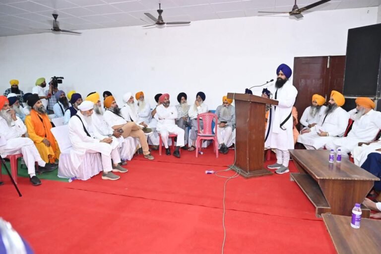 ਸ੍ਰੀ ਅਕਾਲ ਤਖ਼ਤ ਸਾਹਿਬ ਵੱਲੋਂ ਇਕੱਤਰਤਾ: ਸਿੱਖ ਸੰਸਥਾਵਾਂ ਵੱਲੋਂ ਜਾਗਤ ਜੋਤ ਸ੍ਰੀ ਗੁਰੂ ਗ੍ਰੰਥ ਸਾਹਿਬ ਸਤਿਕਾਰ ਸੋਧ ਐਕਟ ਨਾਮਨਜ਼ੂਰ, 8 ਮਈ ਨੂੰ ਪੰਜਾਬ ਵਿਧਾਨ ਸਭਾ ਸਪੀਕਰ ਨੂੰ ਵਿਚਾਰ ਲਈ ਸੱਦਿਆ