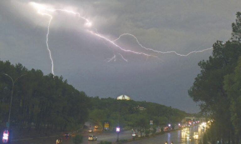 Weather Alert : ਦੇਸ਼ ਦੇ ਕਈ ਰਾਜਾਂ ਲਈ ਹਾਈ ਅਲਰਟ ਜਾਰੀ, ਮੌਸਮ ਦਾ ਮਿਜ਼ਾਜ ਪੂਰੀ ਤਰ੍ਹਾਂ ਬਦਲਣ ਵਾਲਾ