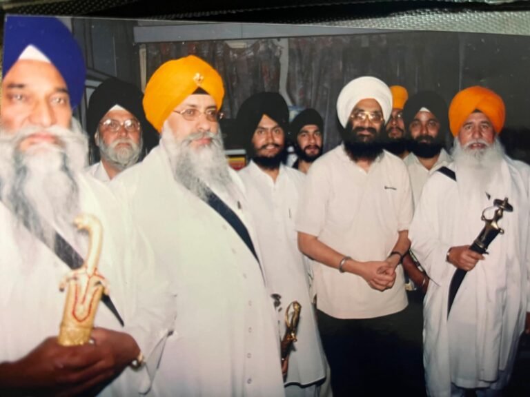 ਸ੍ਰੀ ਗੁਰੂ ਗ੍ਰੰਥ ਸਾਹਿਬ ਬੇਅਦਬੀ ਕਾਨੂੰਨ ਰੱਦ ਕਰਨ ਦੀ ਮੰਗ, ਅਕਾਲ ਤਖ਼ਤ ਤੋਂ ਧਰਮਯੁੱਧ ਮੋਰਚਾ ਲਗਾਉਣ ਦੀ ਅਪੀਲ: ਅਖੰਡ ਕੀਰਤਨੀ ਜੱਥਾ ਇੰਟਰਨੈਸ਼ਨਲ