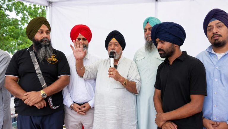 ਪਰਮਜੀਤ ਸਿੰਘ ਸਰਨਾ ਦਾ ਜੰਤਰ-ਮੰਤਰ ‘ਤੇ ਵਿਦਿਆਰਥੀਆਂ ਦੇ ਧਰਨੇ ਨੂੰ ਮਿਲਿਆ ਸਮਰਥਨ ਕਿਹਾ ਨੌਜਵਾਨਾਂ ਦੀ ਆਵਾਜ਼ ਦਬਾਉਣ ਦੀ ਬਜਾਏ ਮੰਗਾਂ ਦਾ ਕਰੋ ਹੱਲ