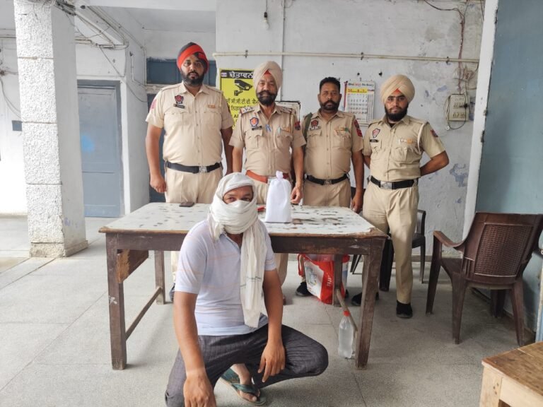 2300 ਨਸ਼ੀਲੀਆਂ ਗੋਲੀਆਂ ਸਮੇਤ ਖਾਲੜਾ ਪੁਲਿਸ ਨੇ ਕੀਤਾ ਇਕ ਦੁਕਾਨਦਾਰ ਕਾਬੂ 