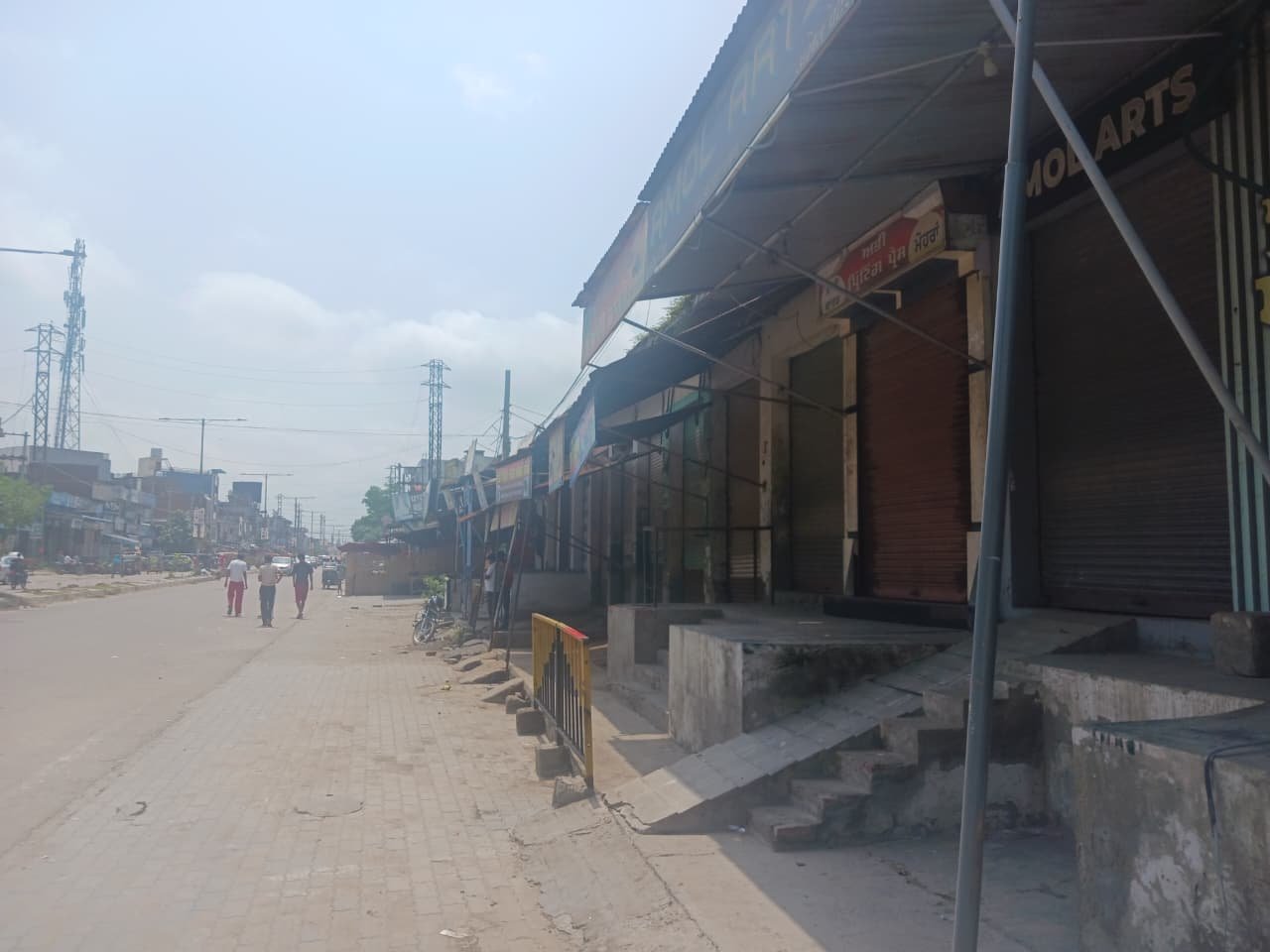 ਪੰਜਾਬ ਬੰਦ ਦੇ ਸੱਦੇ ਕਾਰਨ ਭਿੱਖੀਵਿੰਡ ਚ ਪੂਰਨ ਤੌਰ ਤੇ ਬੰਦ ਹੋਇਆ।